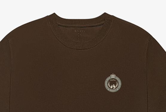 Malbon Bermuda Maxwell Graphic Golf T-Shirt Brown collar and back detail