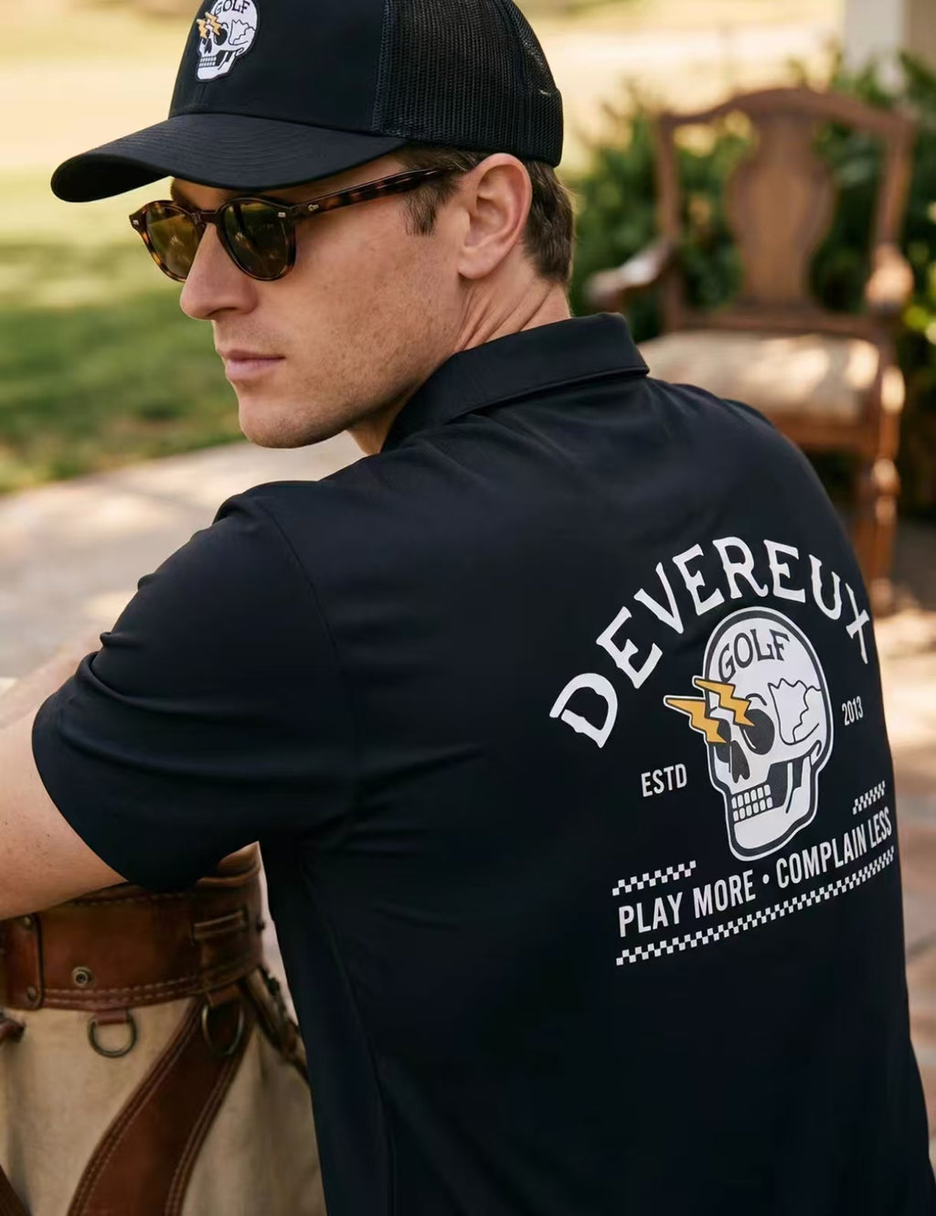 Devereux Golf Men’s Summer Quarter-Zip Skull Graphic Polo Shirt in Black - product view