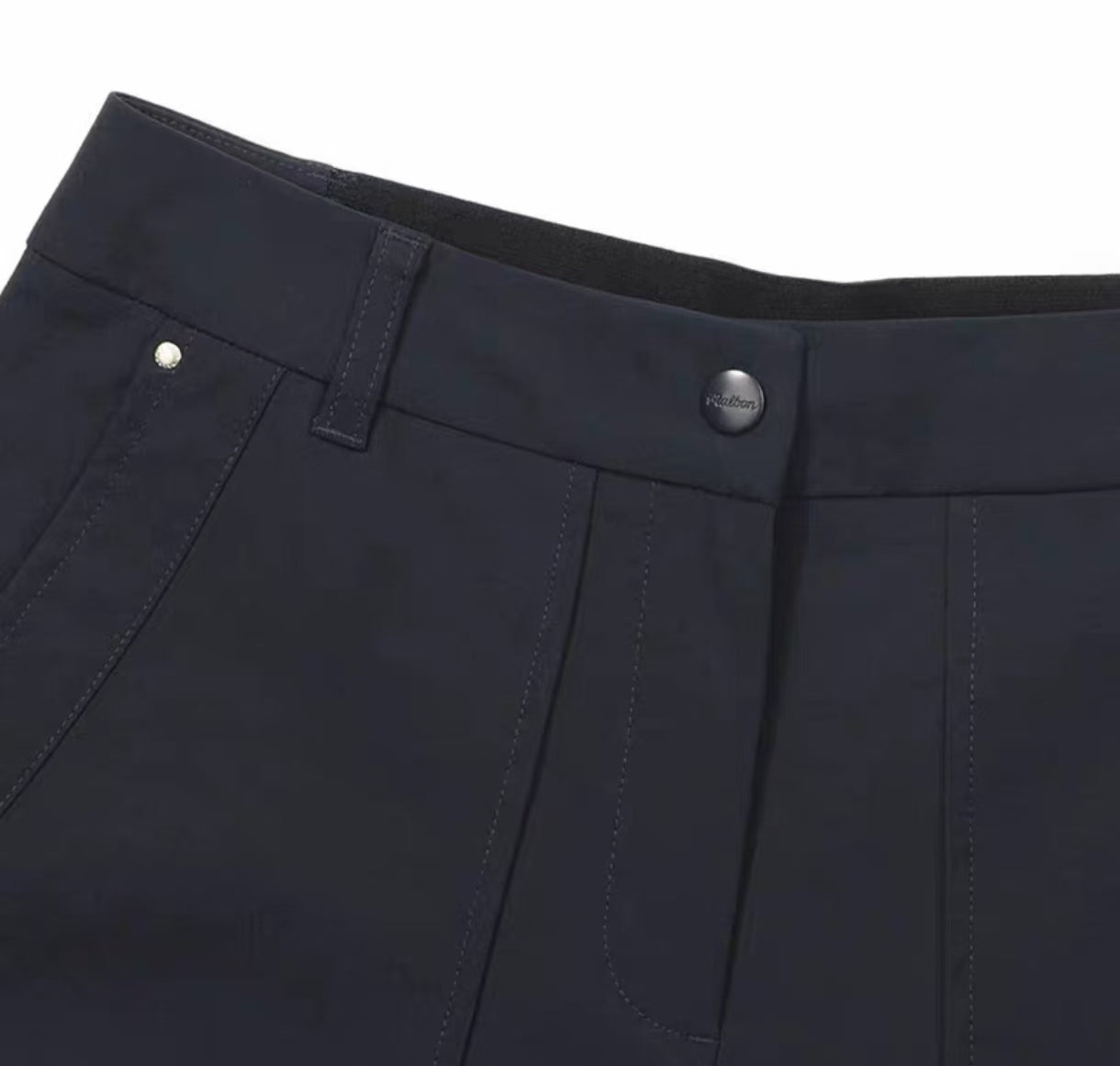 Malbon Women's Lightweight Quick-Dry Shorts Black quick-dry golf shorts front view