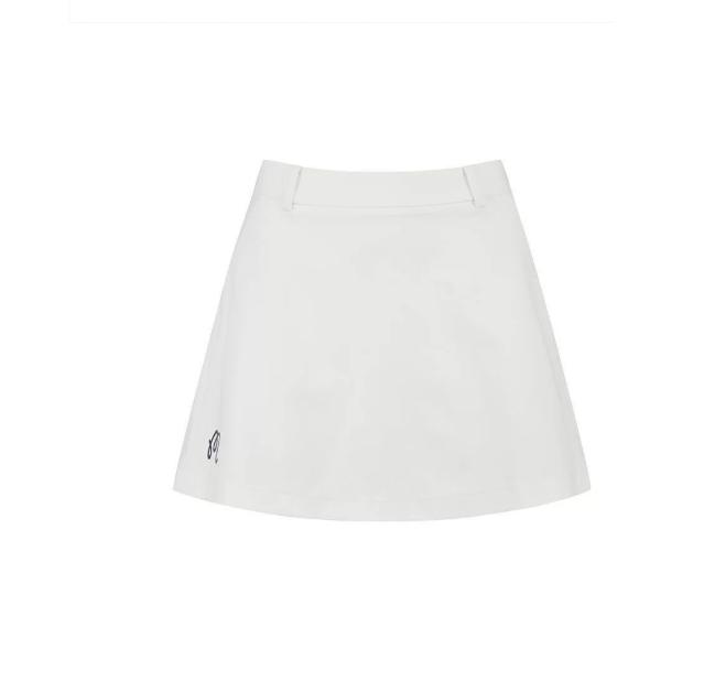 Malbon Studio Seoul Back Logo Skirt White golf skirt front view