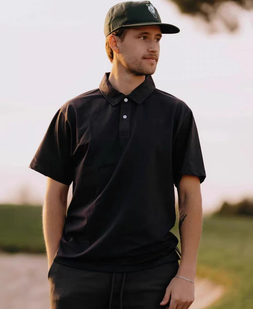 Devereux men’s Black front model view