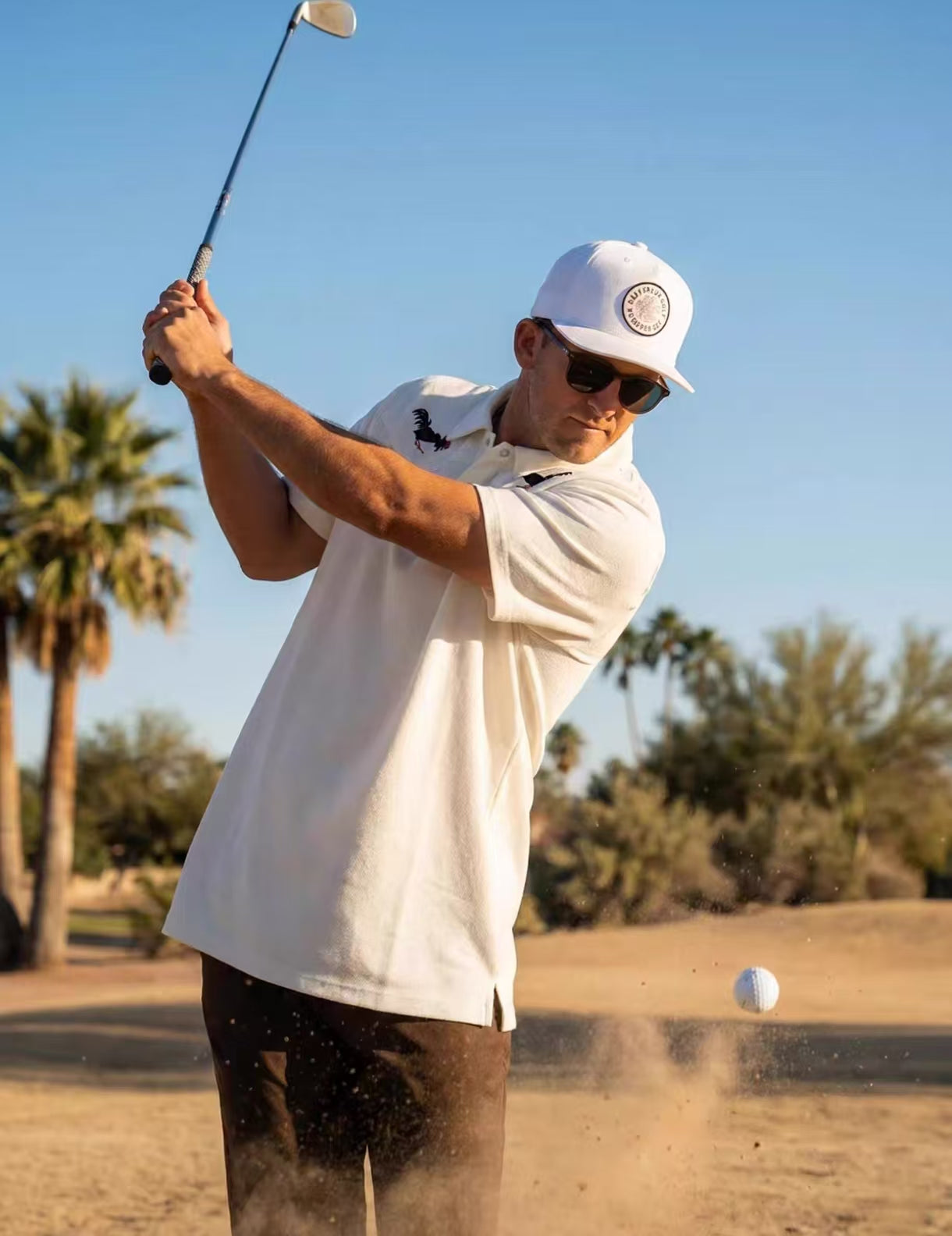Devereux men’s White golf swing model view