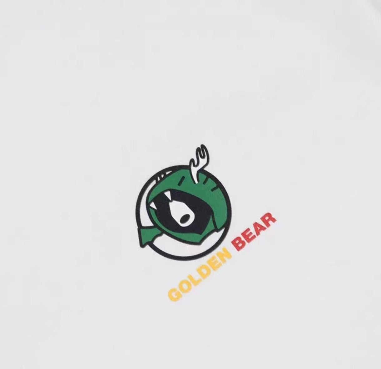 Golden Bear White golf T-shirt chest detail
